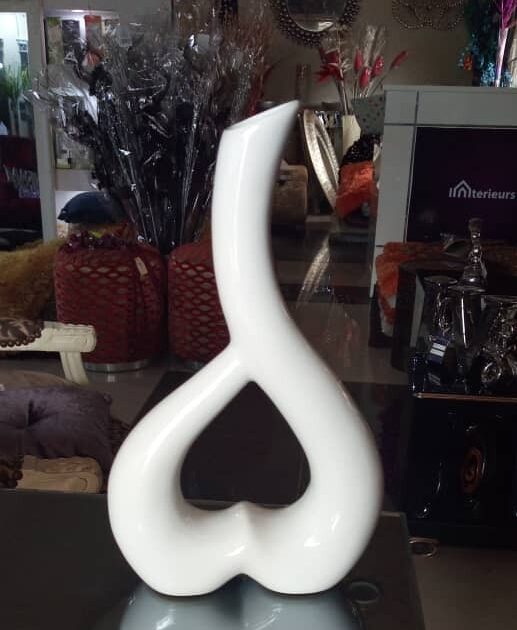 Rotated Heart Vase