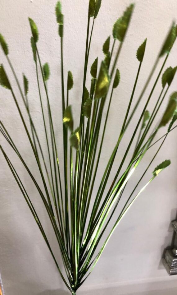 Medium Green Metallic Tip Flower