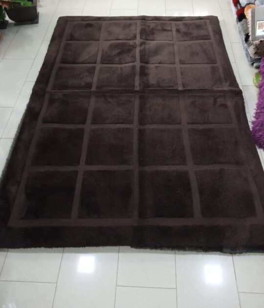 Brown Square Pattern Rug 160/230