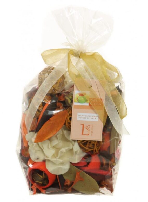 Small Pomegranate scented potpourri