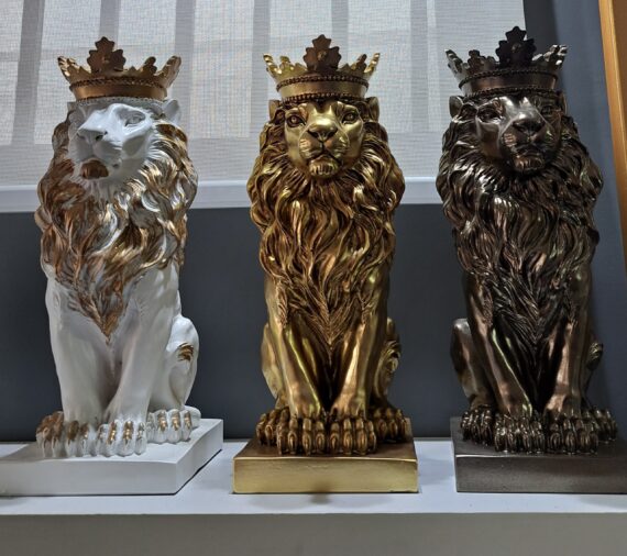 Lion King Table Ornament